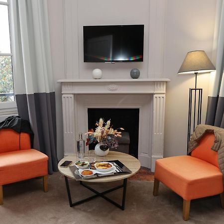 Hotel Chateau De Lacan Бриве-ла-Гаилларде Экстерьер фото