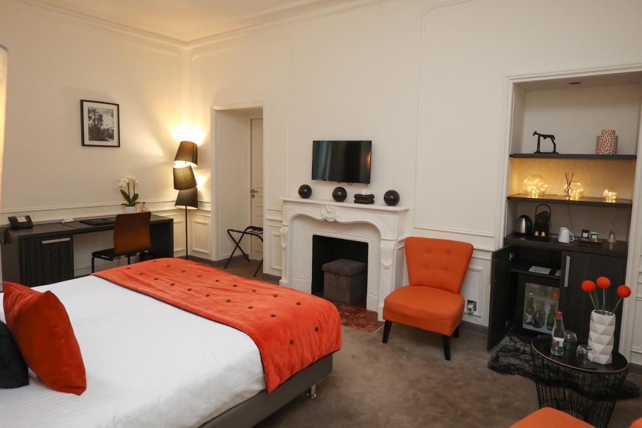 Hotel Chateau De Lacan Бриве-ла-Гаилларде Экстерьер фото